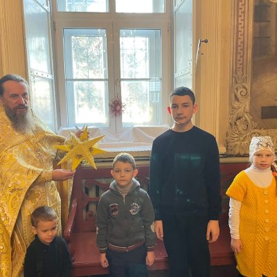 Выставка «Рождественская Звезда» открылась в Успенской церкви села Завидово