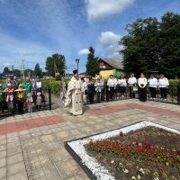 Галерея - В Троицкую родительскую субботу на братской могиле в с. Завидово была совершена лития по погибшим воинам